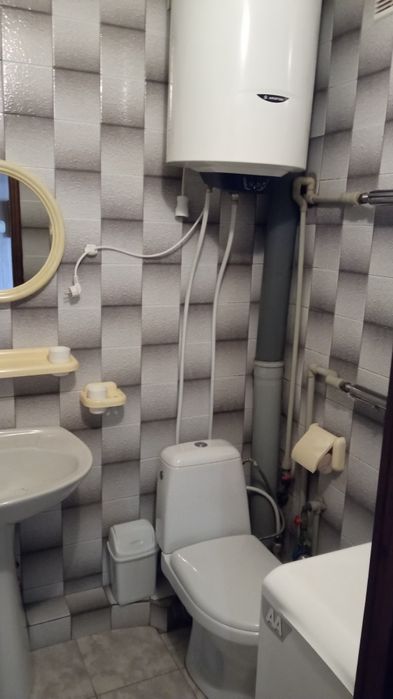 Продам 2 комнатную квартиру на Покровском  (Коммунаре)