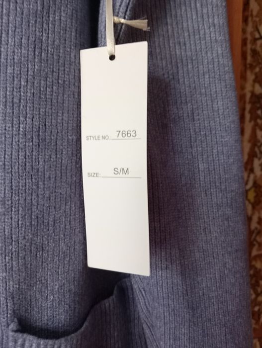 Кардигани трик і кофта ажурна