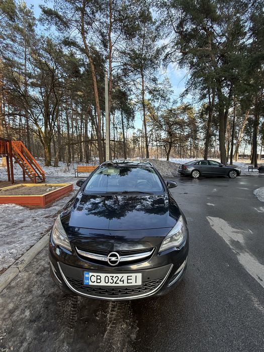 Opel Astra J 2012 1.7