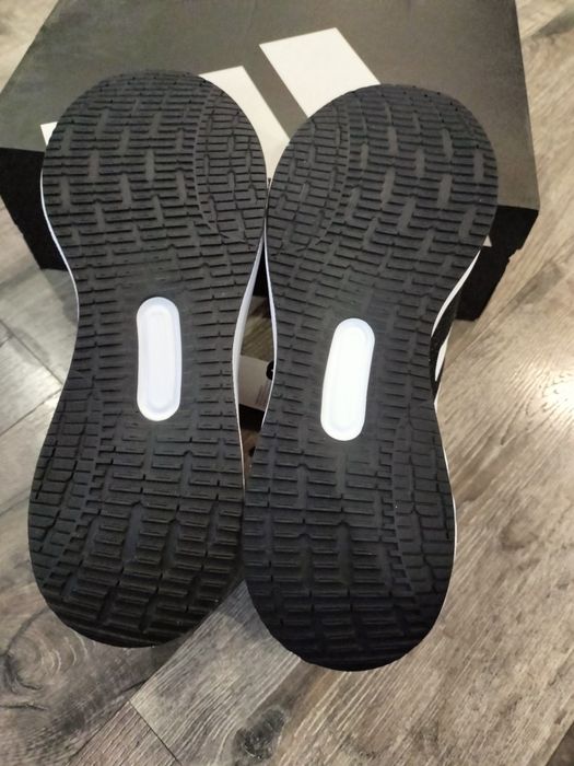 Кросівки  adidas runfalcon 5 оригінал  43.5 ;44 ;44.5.;