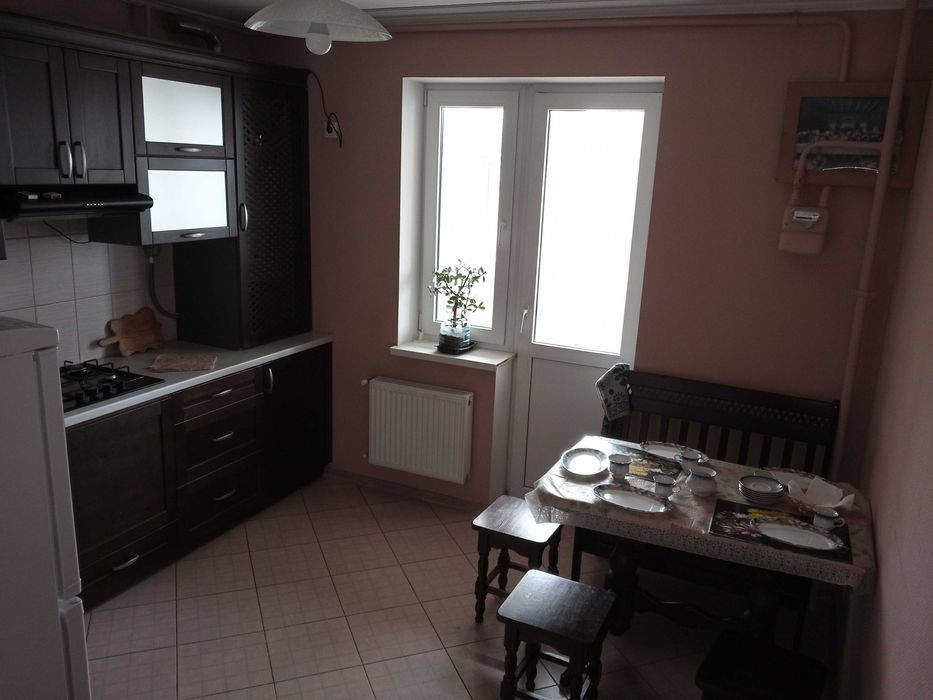 Посуточно 1к Бучанский парк рядом, для дружной семьи