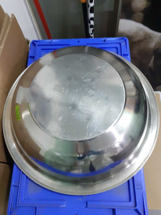 Bacia/ Recipiente em aço inoxidável UPL 18-8 Stainless Steel.