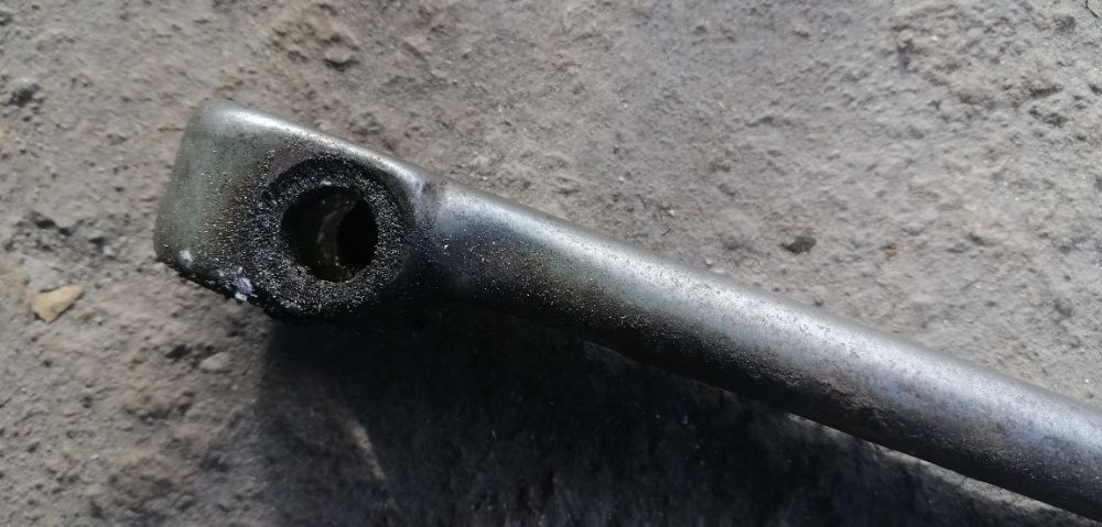 педаль на велосипед левая