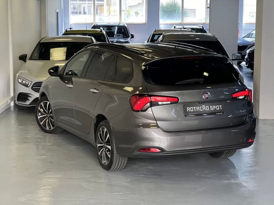 Fiat Tipo Station Wagon 1.3 M-Jet Lounge Tech