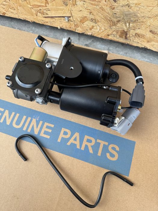 Компрессор пневмоподвески Land Rover Discovery Range Rover Sport 05-