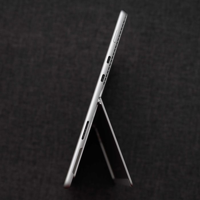Microsoft Surface Pro 8 i5 8GB