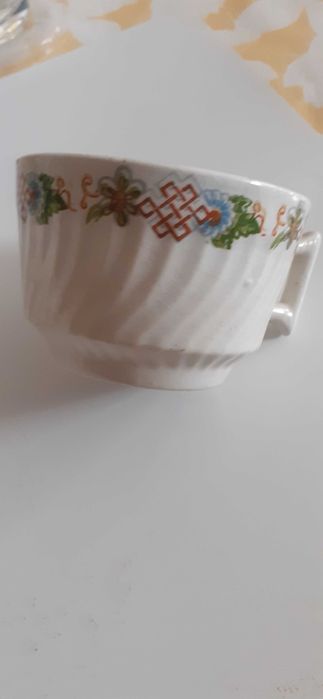 3 canecas muito antigas R.F. Sacavém