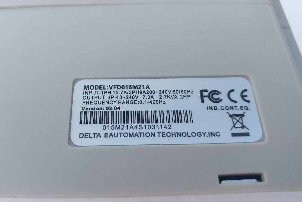 Частотник Delta 1.5кВт/220В (преобразователь частоты, VFD015M21A)