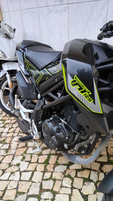 Mota impecável - Pronta para o verão