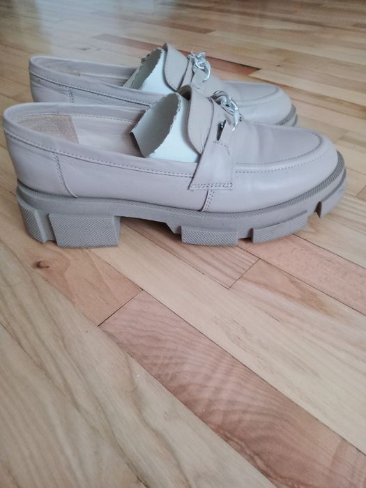 Лофери туфлі жіночі