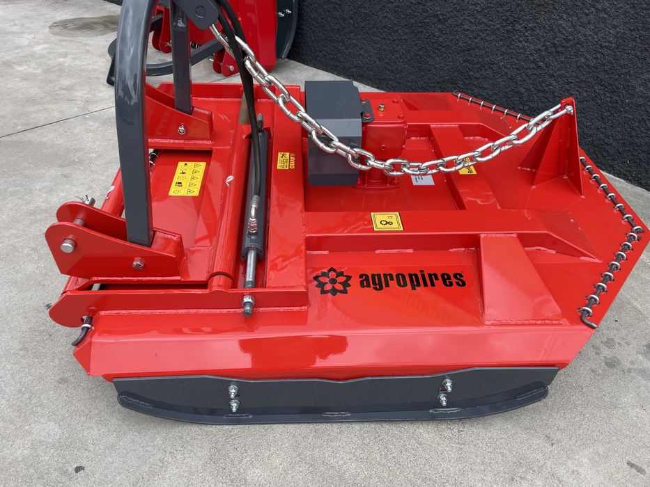 Capinadeira de trator 1,40m com deslocamento lateral