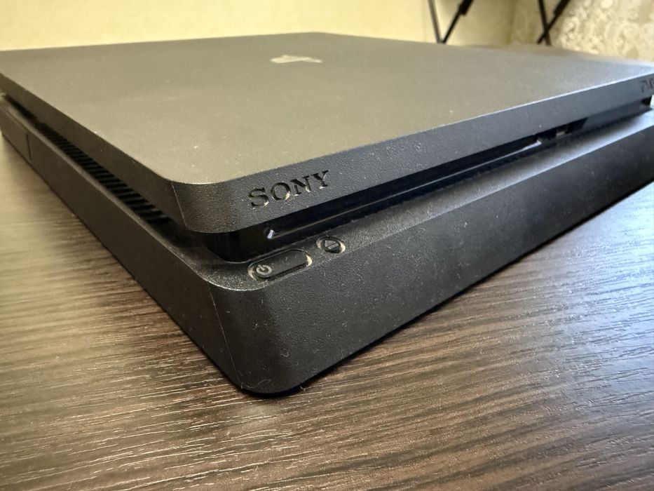 Sony ps4 slim 512
