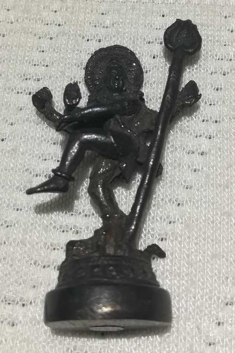 deus budista com quatro braços (saco original)