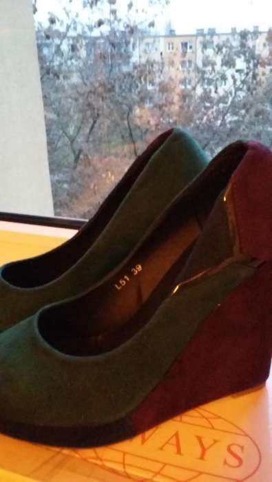 Buty koturny 39 tylko przymierzone 3 kolory