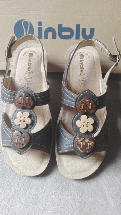 Klapki damskie skórzane Inblu r37 (24cm) Nowe