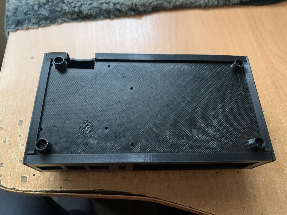 Эксклюзивный корпус для Raspberry Pi4+smsl su1+экран 5’’