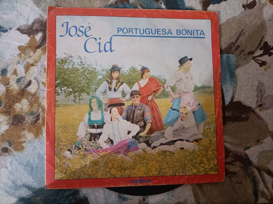 Dois discos vinil do José Cid