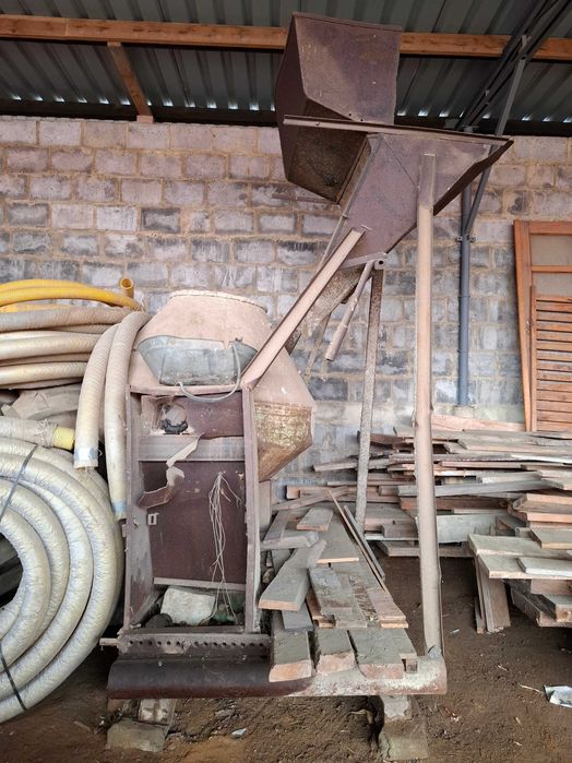 Betoniarka z zasypem