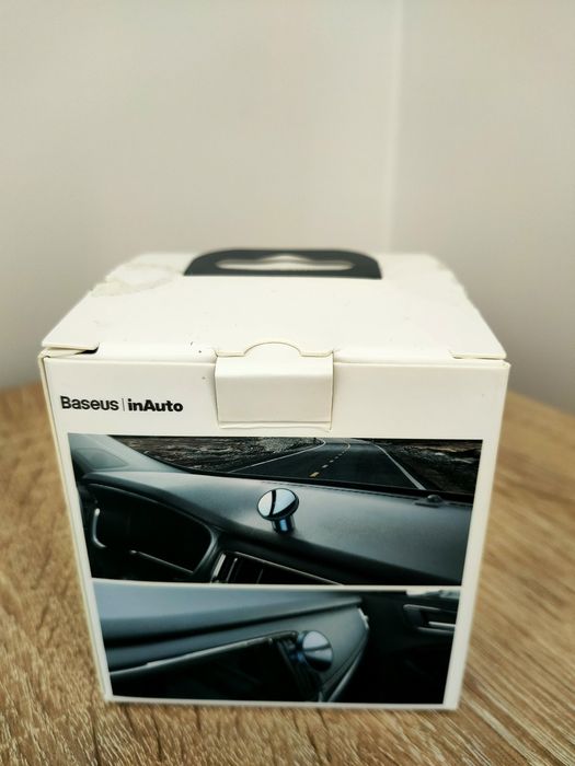 Uchwyt magnetyczny na telefon