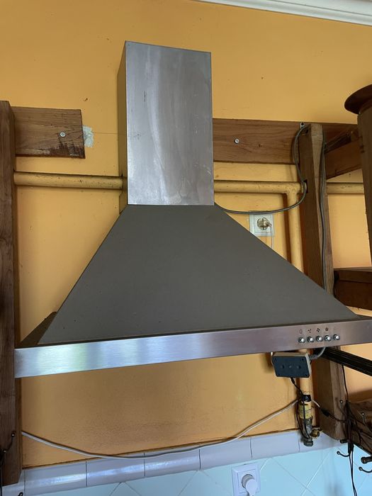 Витяжка з нержавійки