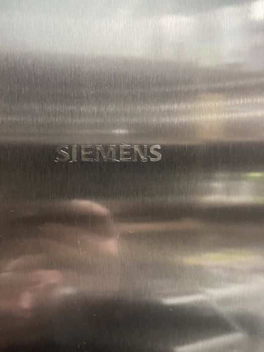 Холодильник Siemens