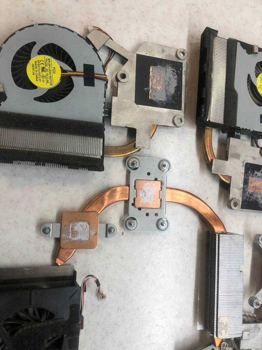 Системы охлаждения от ноутбуков цена за всё 550