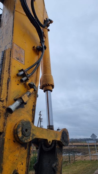 В НАЛИЧИИ ! колесный экскаватор JCB JS 200 W