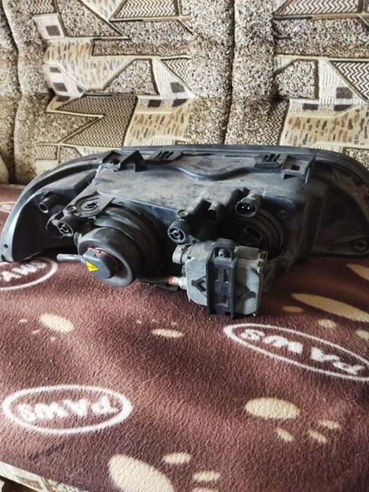 Продам фары BMW e39
