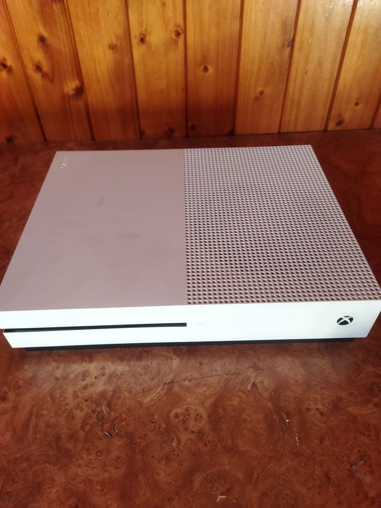 Продам СРОЧНО!! Xbox one s на 1tb: 4 500 грн. - Приставки Гермаківка на Olx