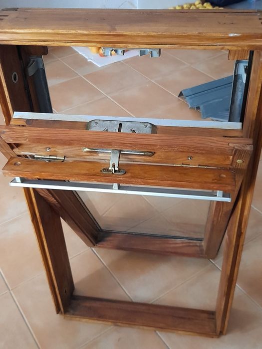 Janela  de sótão Velux