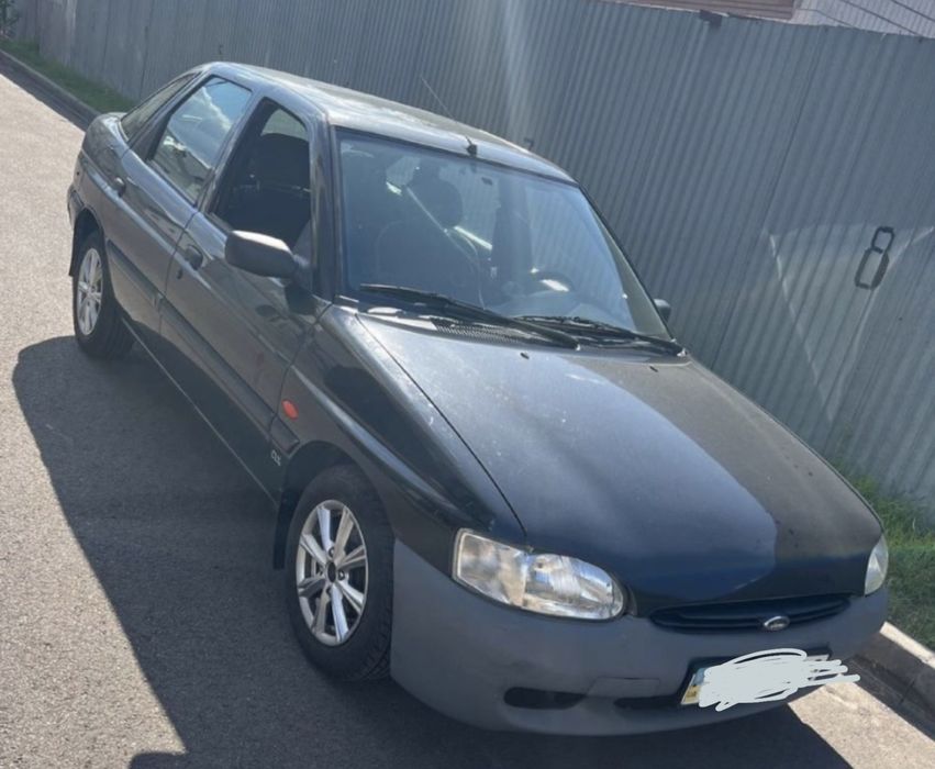 Продам Ford Escort