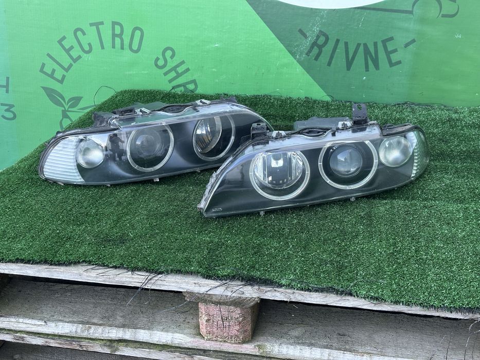 Фара, фары БМВ bmw E39 рестайлінг, білий поворот!