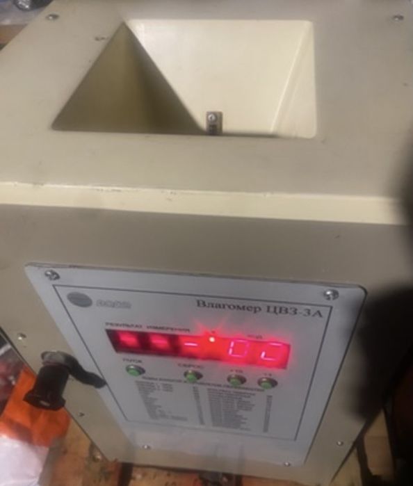 Вологомір зерна ЦВЗ-3А.