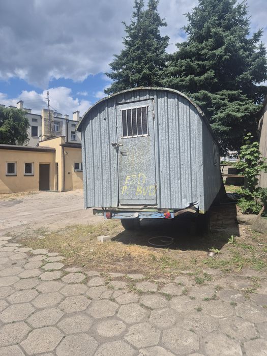 Barakowóz budowlany