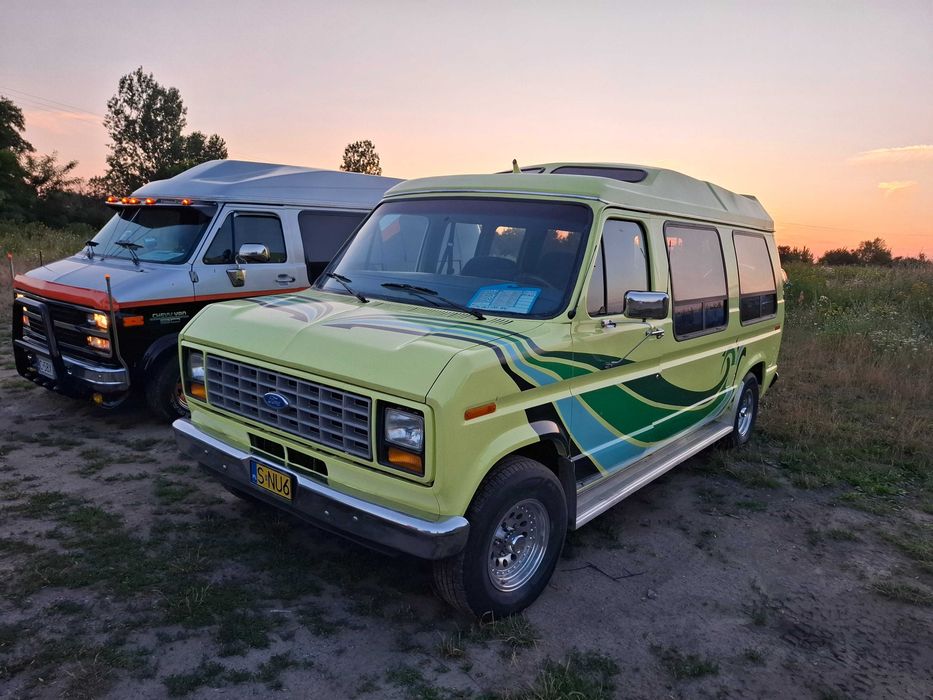 Ford Econoline 5.0 Benzyna
