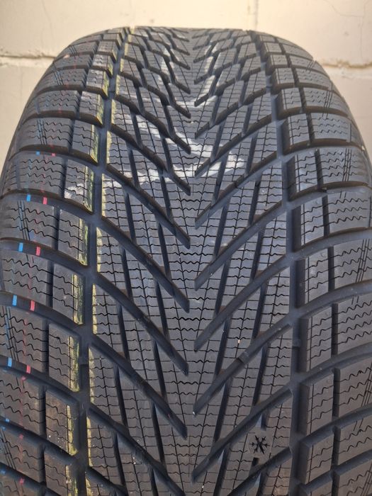 распаровка  шины б/у 245/45 r18 GOODYEAR UltraGrip Performance 3