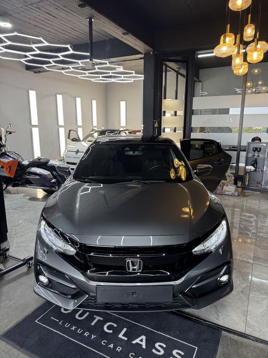 Honda Civic 2021 — photo 2