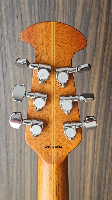Guitarra Ovation Standard Elite 6778 AX