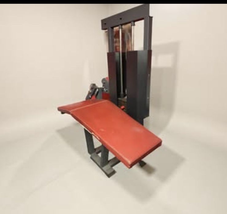 Maszyna na dwugłowe uda Siłownia. Na nogi Sztabki obciążenie 120kg