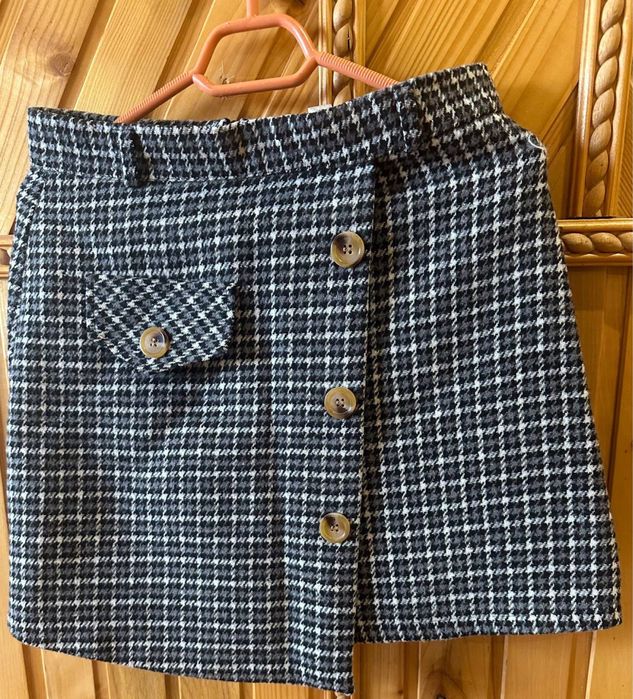 Продам спідницю