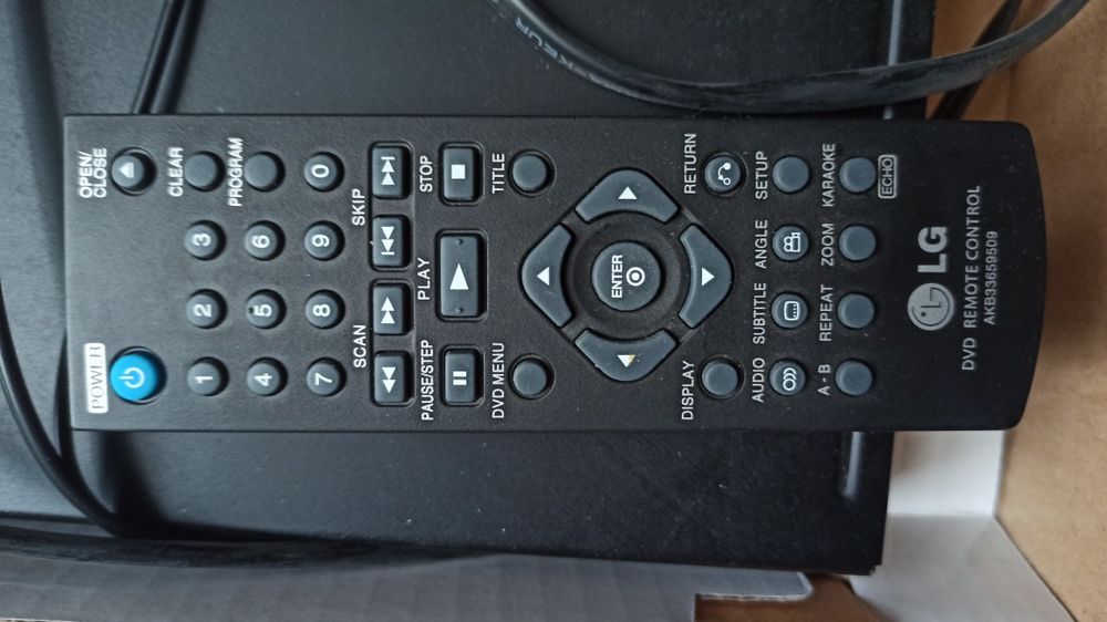 ДВД програвач - караоке LG DVX583K