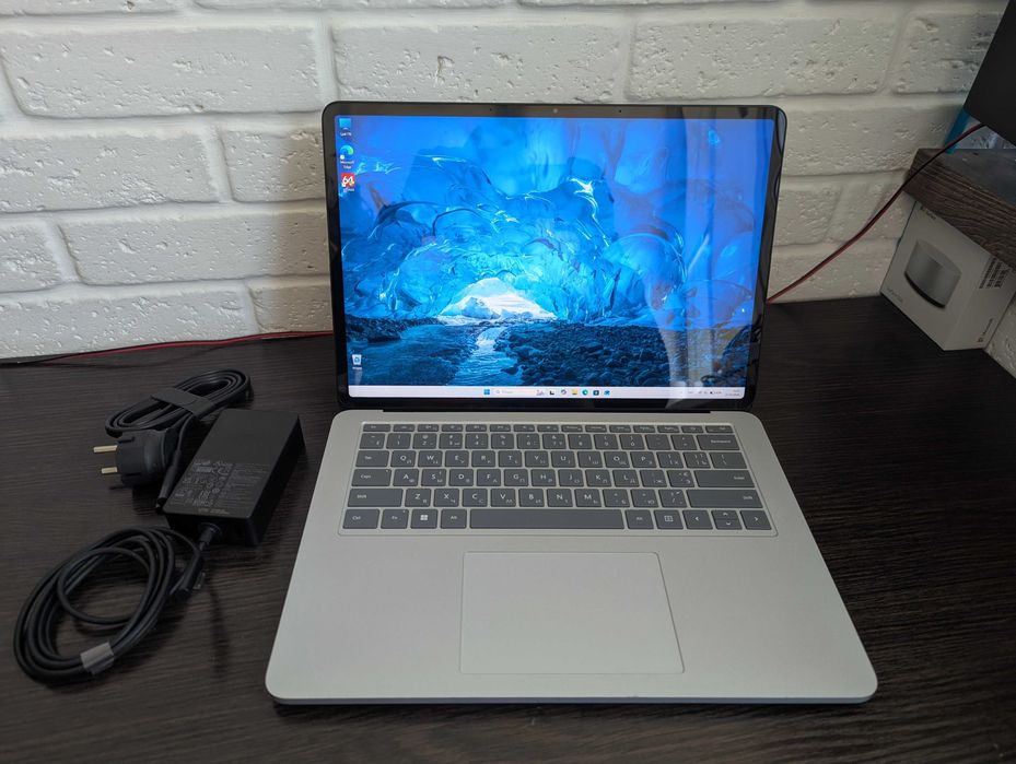 Microsoft Surface Laptop Studio 14.4"- Core i7-11370H/RTX3050Ti/32/1TB