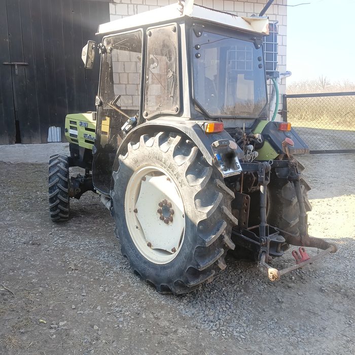 Sprzedam ciągnik Massey Ferguson  235 3p sadowniczy  Hurliman  60Hp