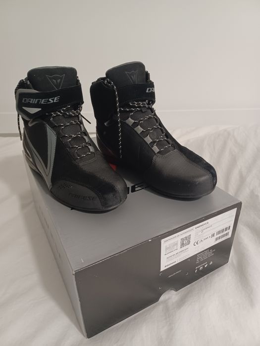 Botins Dainese em bom estado