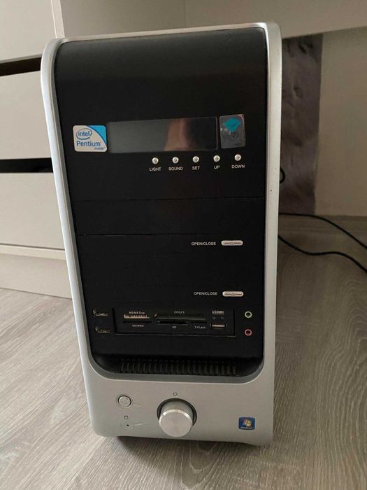 Komputer stacjonarny