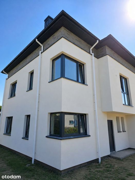 Białołęcka 327 mieszkanie 89m2 salon + 3 sypialnie ogród 152m2