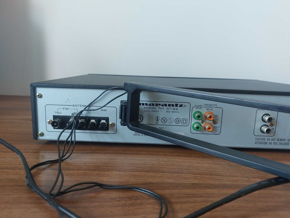 Marantz ST-64 Cyfrowy syntetyzowany tuner FM AM Made in Japan