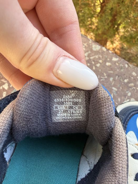 Дитячі кросівки Zara