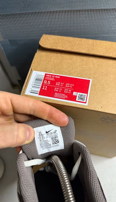 Кроссовки NIKE V5 RNR 43 27.5 кросівки найк нові initiator