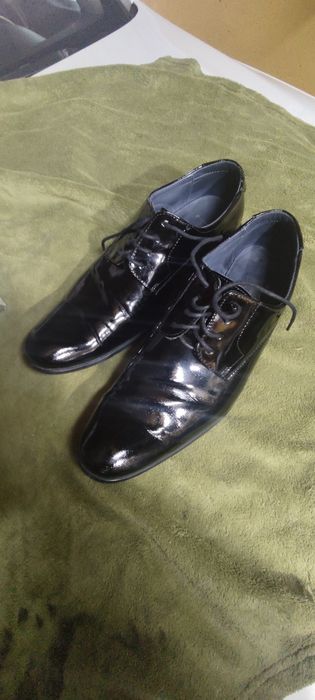 Wojskowe buty galowe- wyjście